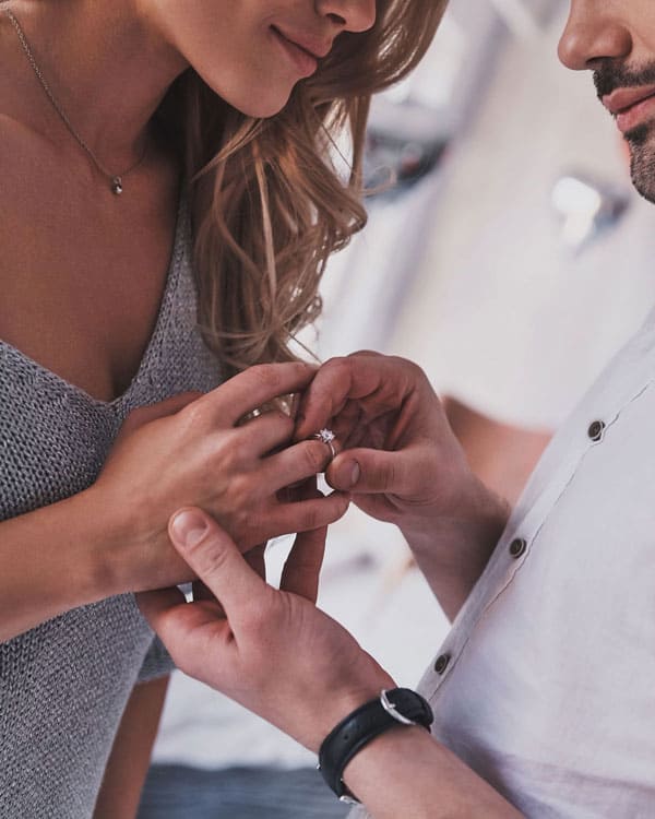 Հրավիրատոմս՝ նուրբ նախաբան ձեր հավերժության մասին